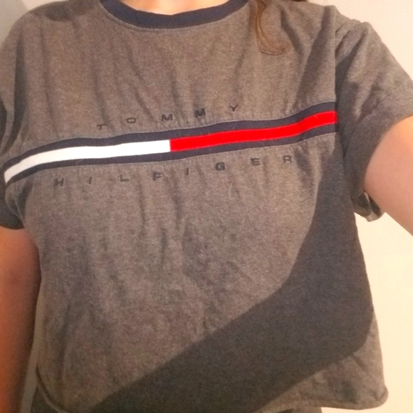 Tommy Hilfiger crop top - Picture 2 of 3